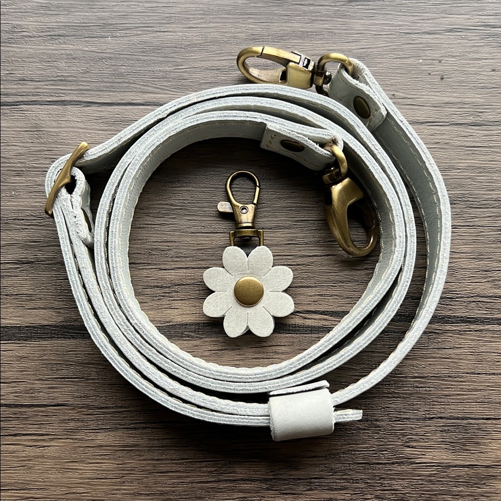 Portland Leather Goods Beluga Crossbody Strap! - Picture 2 of 10